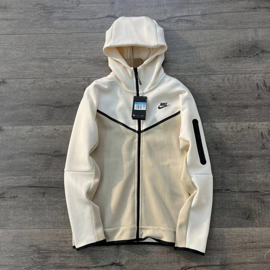 Giacca sportiva Nike NSW Tech