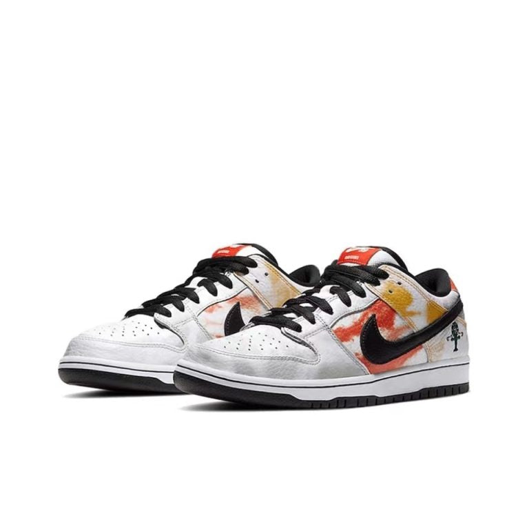 NIKE DUNK