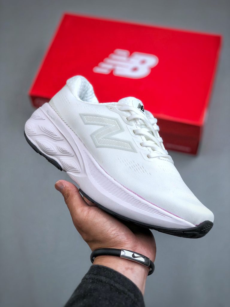 Nuovo equilibrio 880