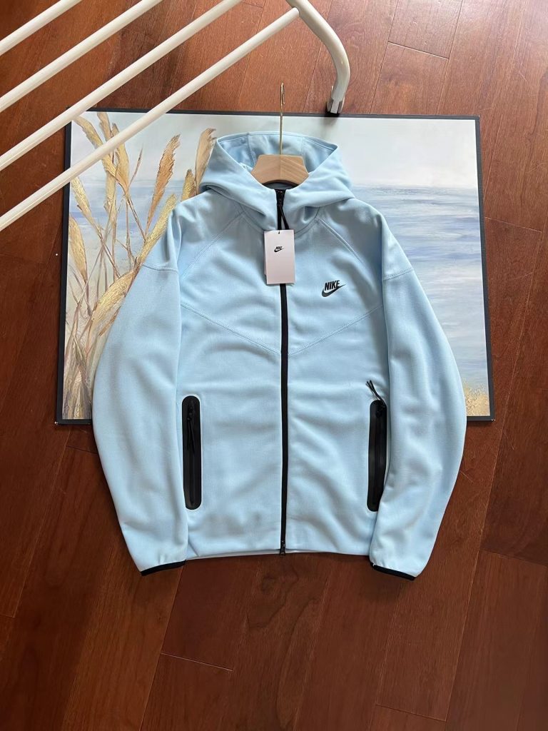 Giacca sportiva Nike NSW Tech