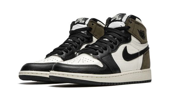Air Jordan 1 Retro High OG'Mocha' 555088-105